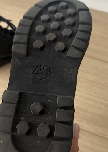 Siyah Bağcıklı Goth Bot - Görsel 3