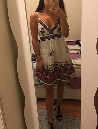 Askılı elbise