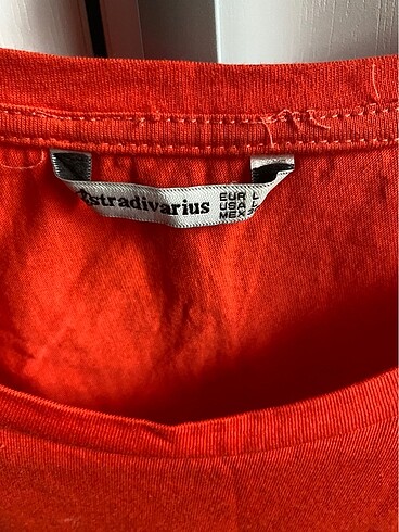 Stradivarius tshirt
