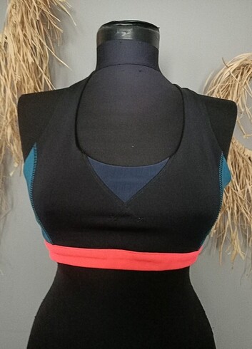 Bershka Sporcu Bra