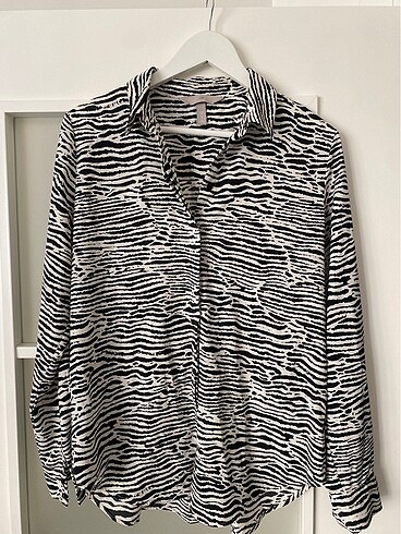 H&M gömlek