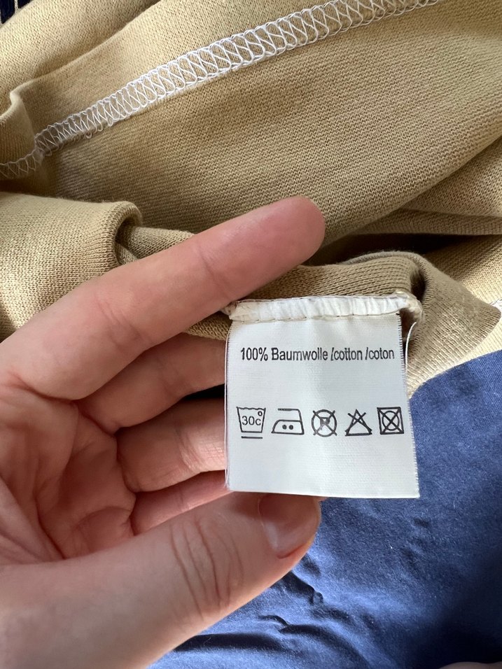 DKNY JNS Bisiklet Yaka Tişört — görsel 3/4