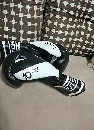 Boks eldiveni 100 lük