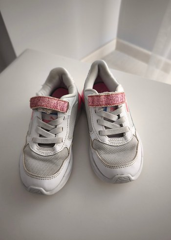 Puma Puma Kız Çocuk Pembe Bağcıklı Sneaker