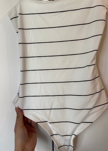 H&M Çizgili Askılı Beyaz Body