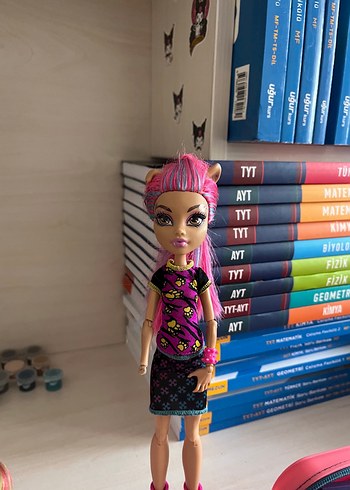 Monster High Howleen wolf