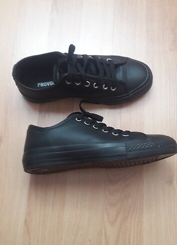 Spor Ayakkabi