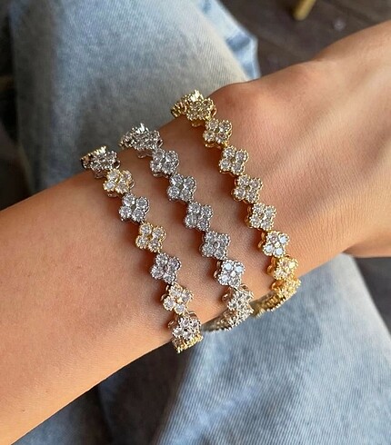 Van cleef model bip bileklik