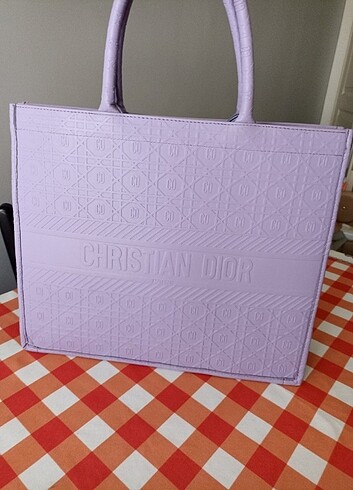 Christian Dior lila rengi çanta 