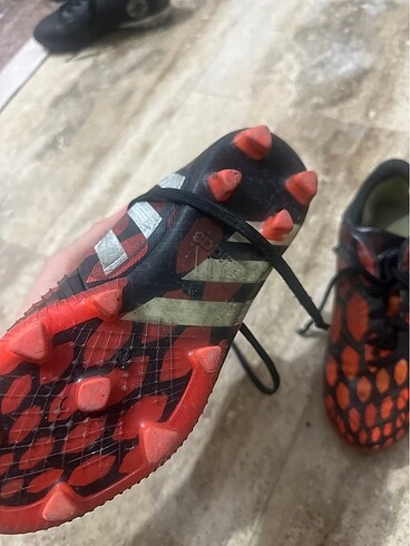 Adidas krampon