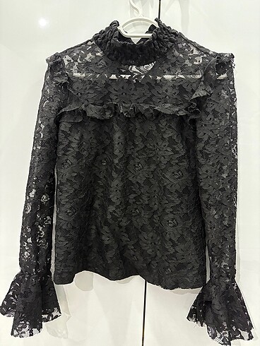 Trendyol dantelli bluz