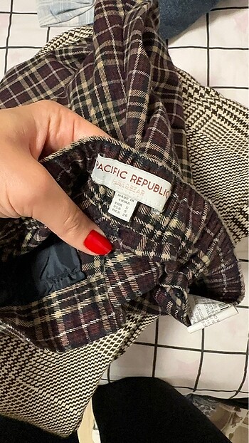 Pull and Bear orijinal pull and bear kareli pantolon