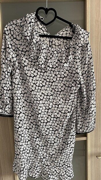 Zara çiçekli elbise