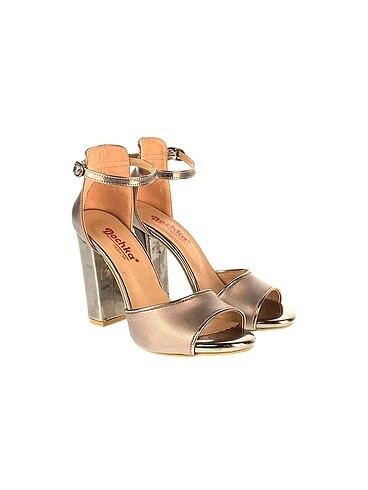 Diğer Diğer Stiletto %70 İndirimli.