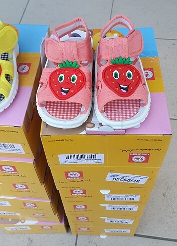 25 Beden Gezer çocuk sandaleti