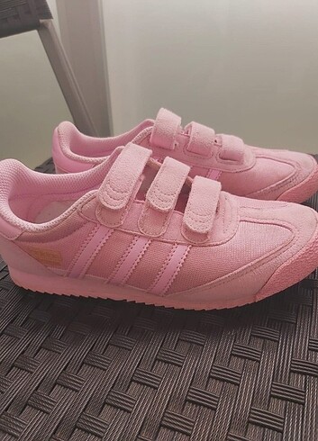 Adidas Adidas 34 numara spor ayakkabı