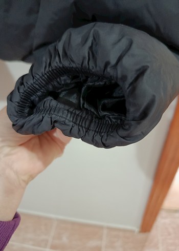 Stradivarius Siyah Kısa Kadın Mont - Görsel 4