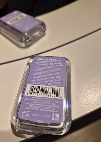 NYX buttermelt highlighter 45 butta in black - Görsel 3