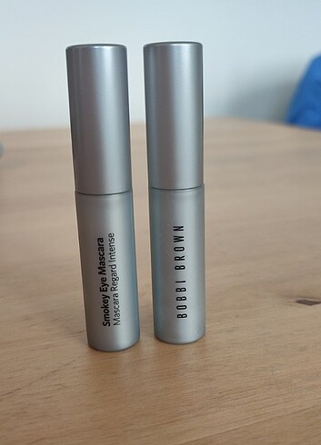  Beden Bobbi Brown maskara 