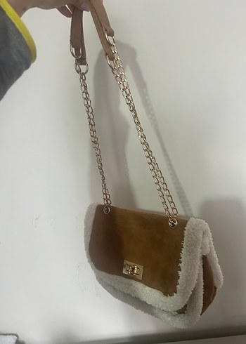 Kürk Detaylı Kahverengi Süet Kadın Çanta - Görsel 3