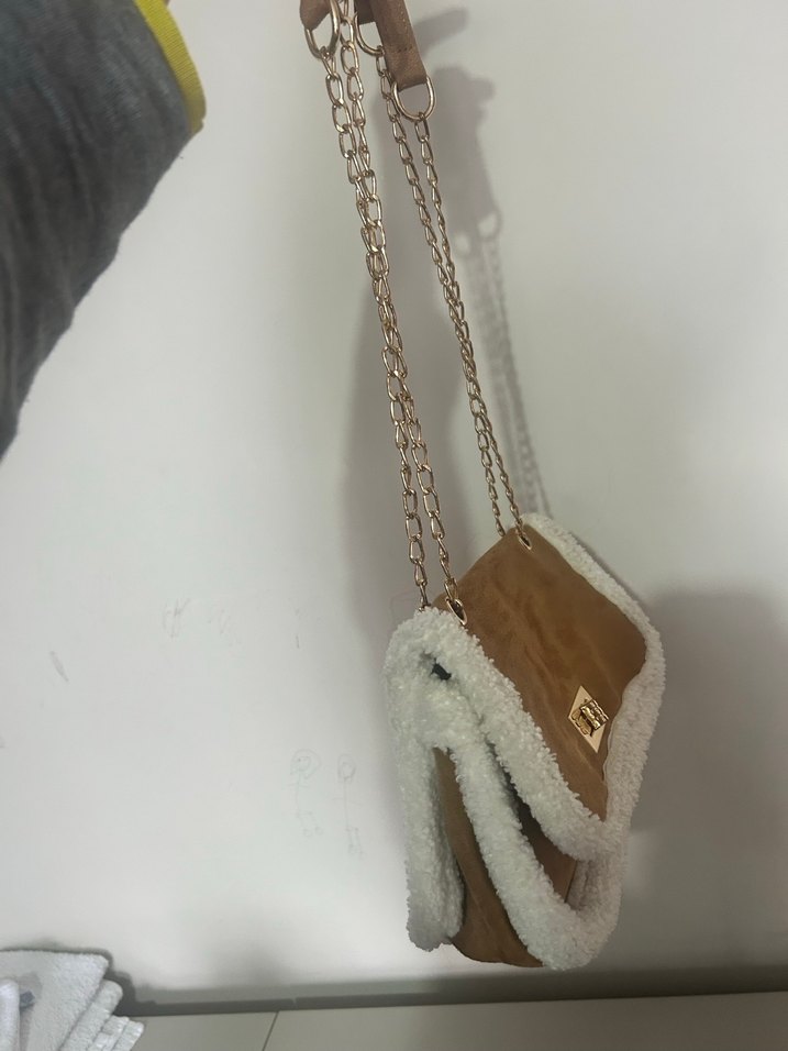 Kürk Detaylı Kahverengi Süet Kadın Çanta - Görsel 4