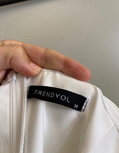 38 Beden Trendyol Beyaz Elbise