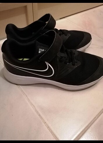 Nike spor ayakkabı 