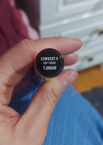 NYX Kapatıcı ve Aydınlatıcı - soft Bej - Görsel 2