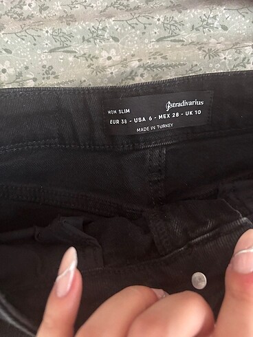 m Beden Stradivarius kot şort