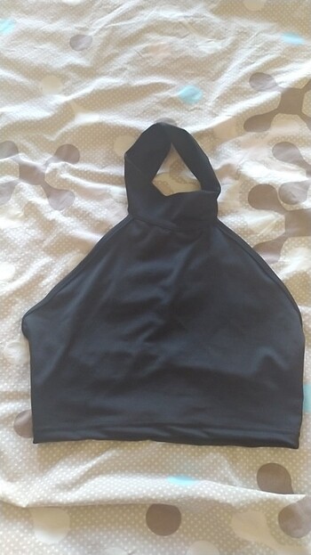 Siyah crop