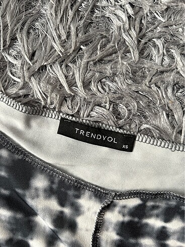 Trendyol & Milla T-shirt kısa