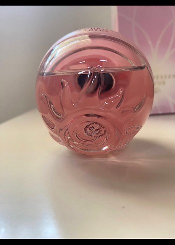 Beden Avon Incandessence Lotus Kadın Parfümü 50 ML