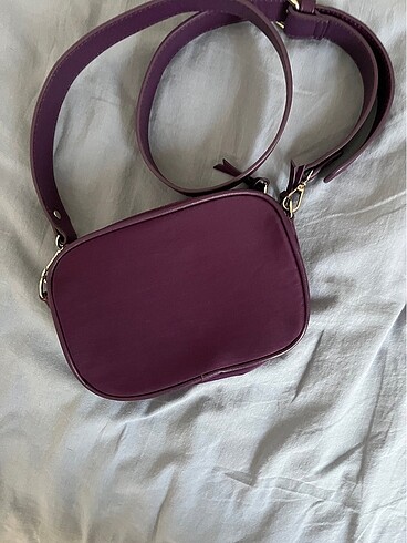 Beden Stradivarius canta