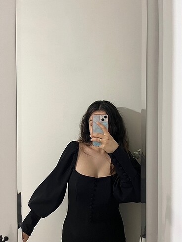 Siyah düğmeli elbise - Görsel 10