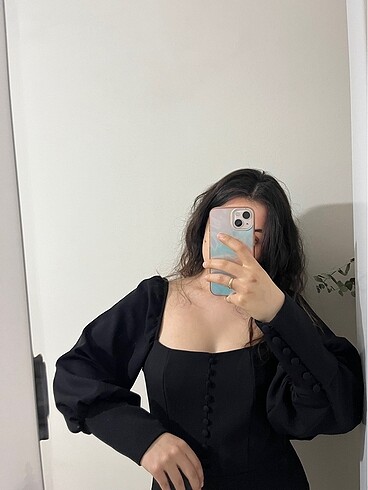 Siyah düğmeli elbise - Görsel 11