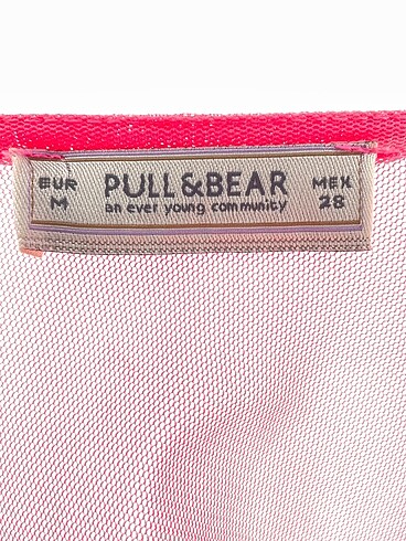 m Beden pembe Renk Pull and Bear T-shirt %70 İndirimli.