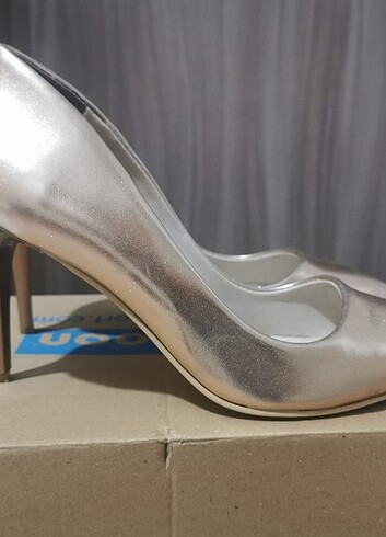 38 Beden Parlak stiletto 
