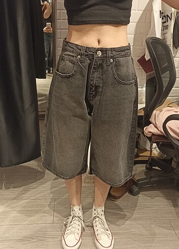 siyah baggy jorts