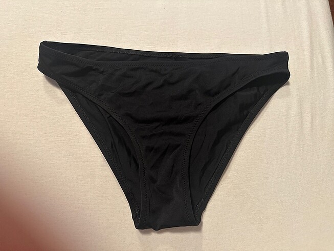 Suwen Bikini alti siyah cok iyi durumda 38 beden