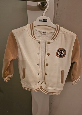 Bej Baskılı Erkek Çocuk Düğmeli Ceket - Görsel 3