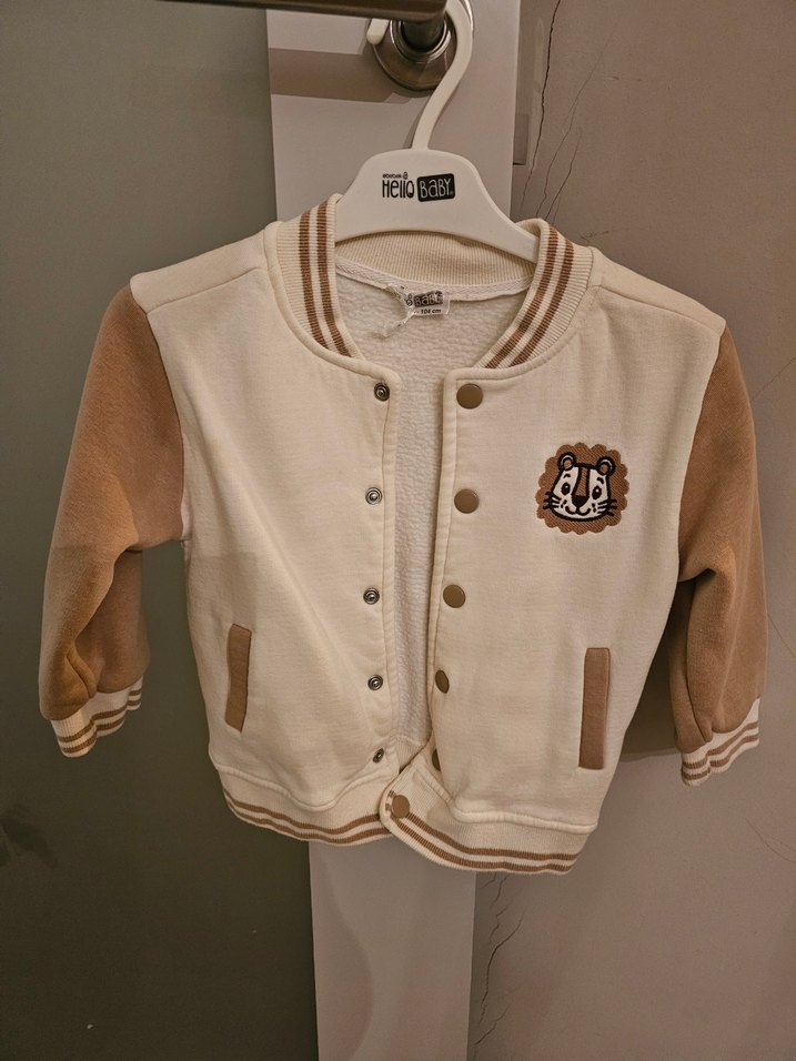 Bej Baskılı Erkek Çocuk Düğmeli Ceket - Görsel 3