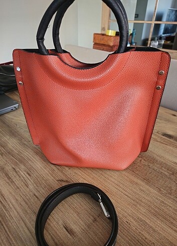 Turuncu çanta  - Görsel 4