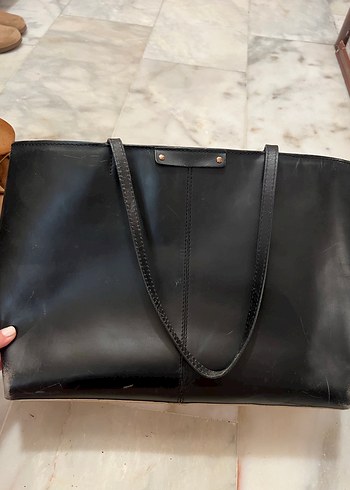 Zara Siyah Deri Kadın Omuz Çantası