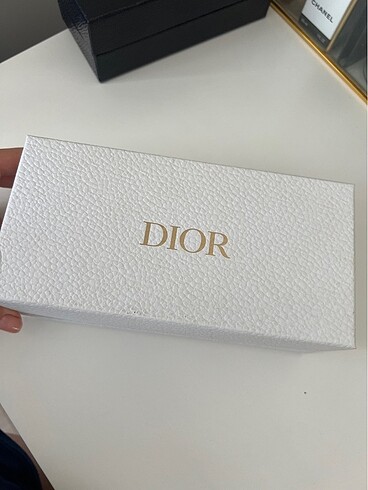 Dior Kutu