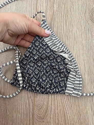 Penti Penti bikini ustu