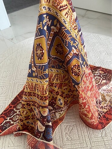 Silk home Eşarp