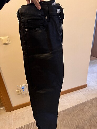 m Beden Hiç giyilmedi - Zara Mum Jean
