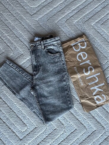 Bershka gri jean 36 s beden