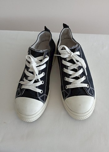 LC Waikiki Converse Tarzı Siyah Spor Ayakkabı Kadın Sneakers