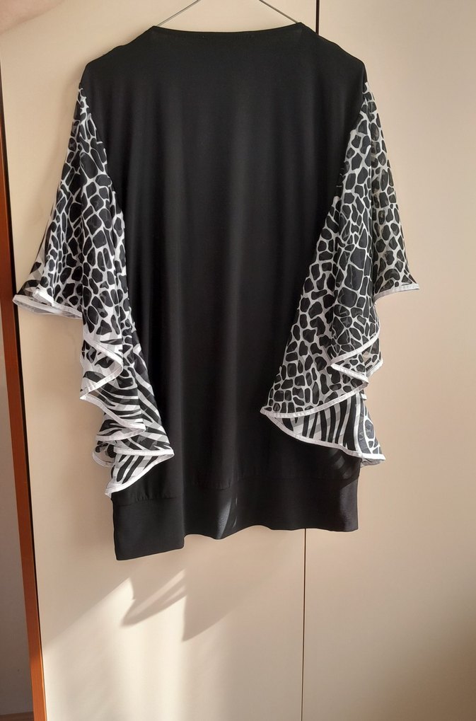 Zebra Desenli Mini Siyah Drapeli Bluz - Görsel 3